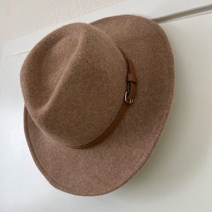100% Wool hat